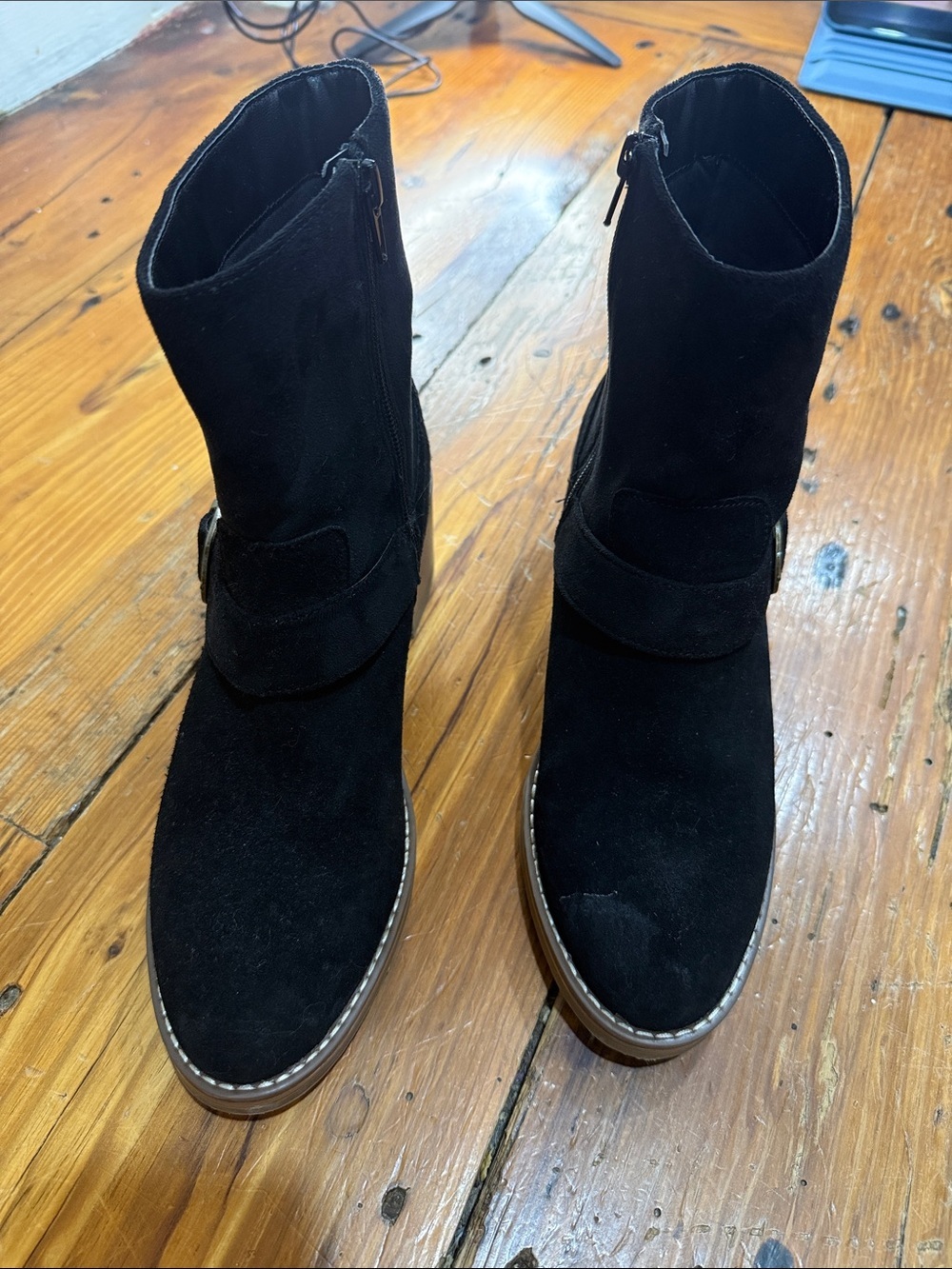 Kensie Black Suede Like Ankle Booties with Stitched Sole Size 8.5